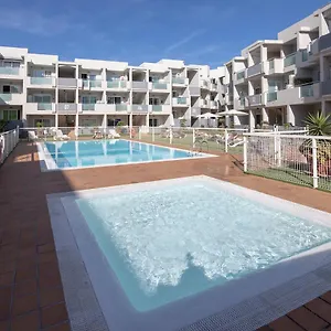 Urban Sun 140 Pool By Holidays Apartamento